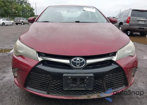 2017 Toyota Camry Se z USA, uszkodzony, nr VIN 4T1BF1FK6HU646830